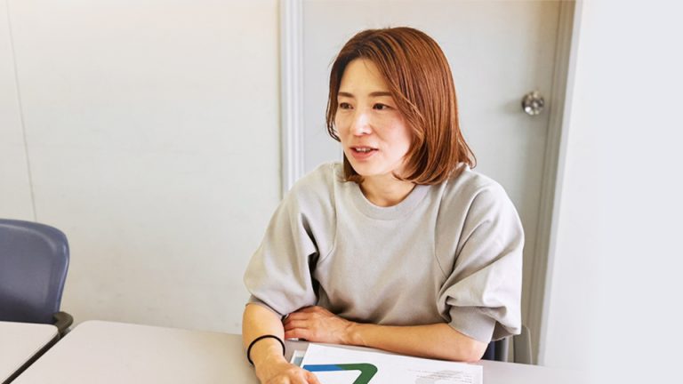 近江リース株式会社｜足立 咲 様
